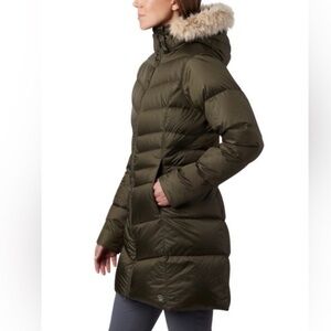 Mountain Hardware Green Down Puffer Coat